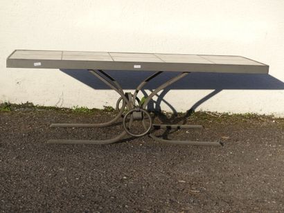 Dans le goût de Roger CAPRON. Table basse...