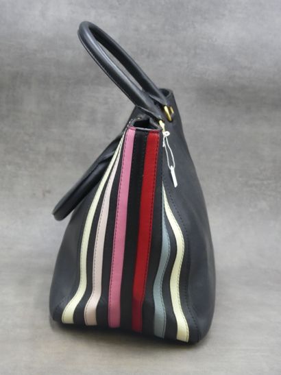 SONIA RYKIEL. Sac à main en cuir noir et...