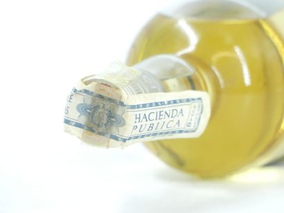 1 bouteille de CHARTREUSE TARRAGONE POST...