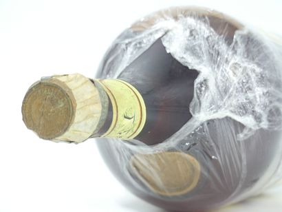 1 MAGNUM DE BENEDICTINE, Niveau -9.5 cm sous...