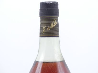 1 bouteille d'ARMAGNAC XO J. DE MALLIAC....
