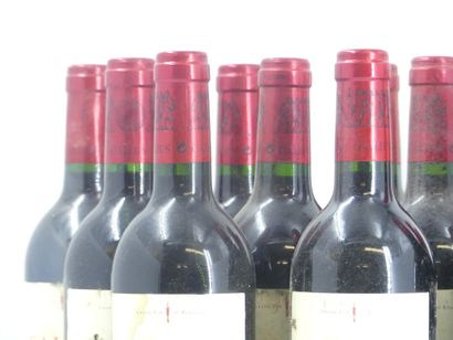 12 GALIUS 2001
12 bouteilles de ST EMILION,...