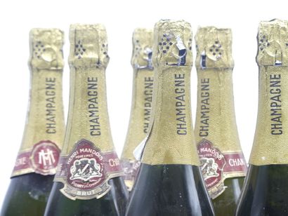 LOT 10 CHAMPAGNES
1 bouteille de CHAMPAGNE...
