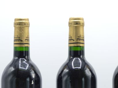 3 bouteilles de HAUT MEDOC 1995 CARONNE SAINT...