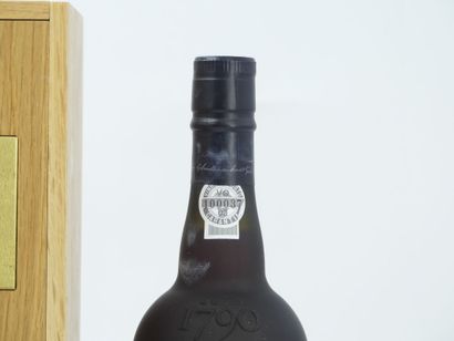 1 bouteille de PORTO TAWNY 40 YEARS +BO,...