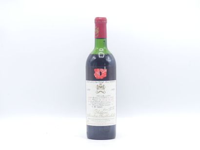1 MOUTON ROTHSCHILD 1972
1 bouteille de PAUILLAC...