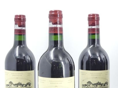 6 BORDEAUX 
5 bouteilles de SAINT EMILION,...