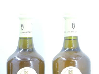 4 VIN JAUNE 1992 DOMAINE DE LA PINTE
4 bouteilles...