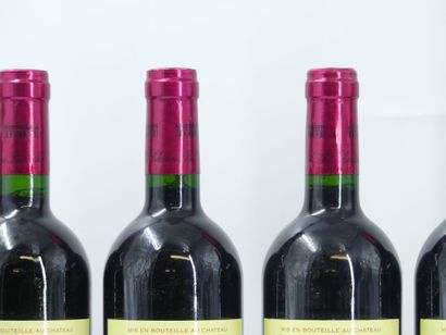 6 bouteilles de LUSSAC SAINT EMILION, 2010,...