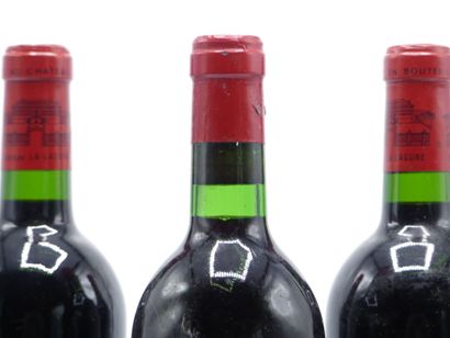 2 bouteille de HAUT MEDOC 1993 CHÂTEAU LA...