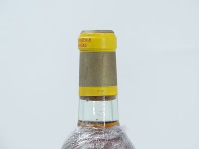 1 bouteille de SAUTERNE, 1966, Château YQUEM....
