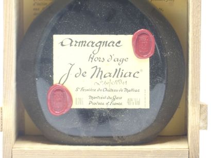 1 bouteille d'ARMAGNAC HORS D AGE / ANNEES...