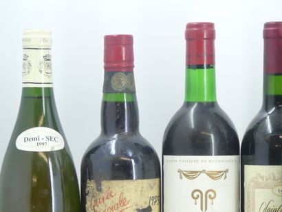 LOT 11 BOUTEILLES
3 bouteilles de BORDEAUX,...