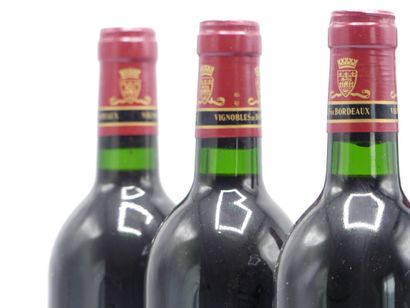 5 bouteilles de POMEROL 1987 CHÂTEAU LA LOUBIERE.





Sur...