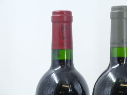 2 bouteilles de SAINT EMILION GRAND CRU,...
