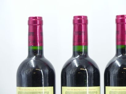 6 bouteilles de LUSSAC SAINT EMILION, 2010,...