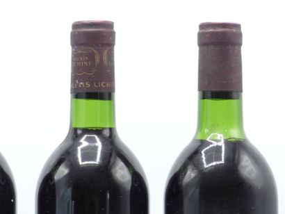 4 bouteilles de SAINT EMILION GRAND CRU 1981...