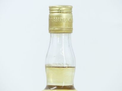 1 bouteille de GRANDE CHARTREUSE TARRAGONE...