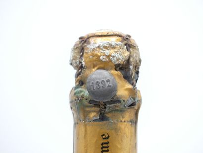 1 CHAMPAGNE VEUVE CLICQUOT GRANDISSIME ANNEES...