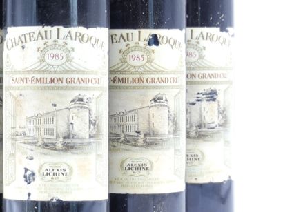 6 bouteille de SAINT EMILION GRAND CRU 1985...