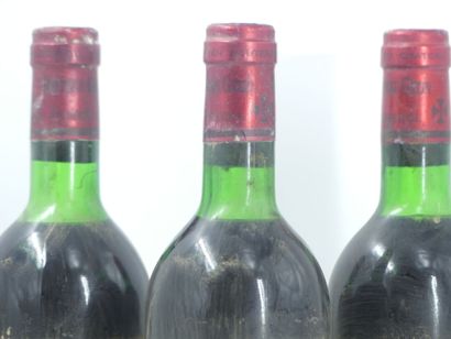 3 bouteilles de POMEROL 1976 CHÂTEAU GAZIN





Sur...