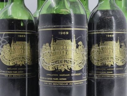 8 CHATEAU PALMER 1969
8 bouteilles de MARGAUX,...