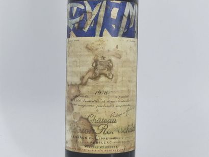 1 MOUTON ROTHSCHILD 1976
1 bouteille de PAUILLAC...