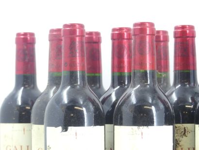 12 GALIUS 2001
12 bouteilles de ST EMILION,...
