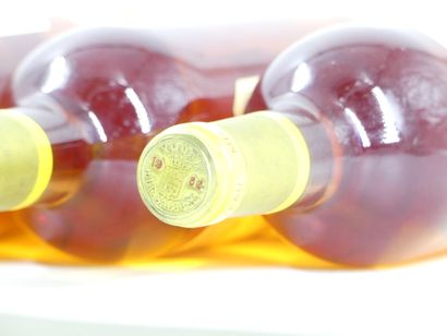 5 bouteilles de SAUTERNE, 1982. Château ...