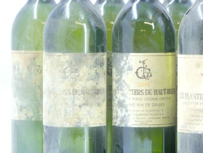 12 LES PLANTIERS DU HAUT BRION, 1991
12 bouteille...