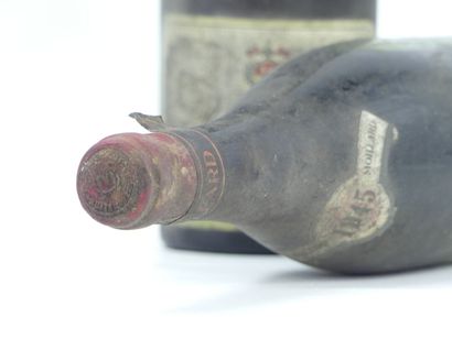 3 VOSNE MALCONSORT 1945
3 bottles of VOSNE...