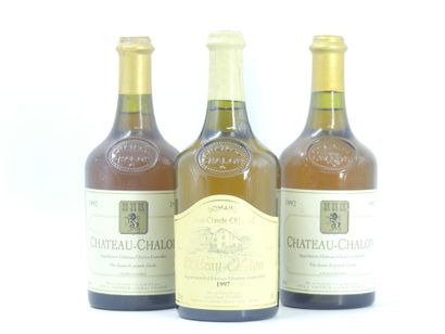 3 CHATEAU CHALON
2 bouteilles de CHATEAU...