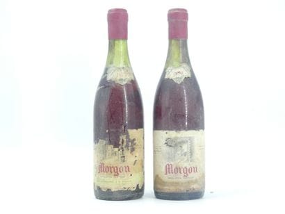 2 bouteilles de MORGON, 1973, Pierre BOULAND....