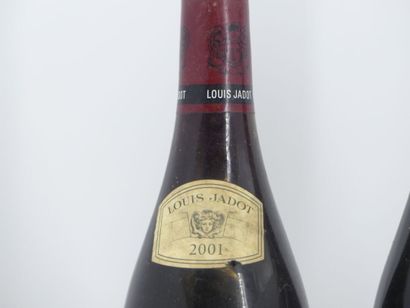 2 CLOS DE LA COMMARAINE 2001 ET 2002 JADOT
2...