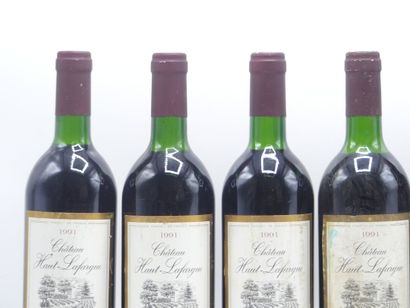 6 CRU DE BORDEAUX
4 bouteilles de PESSAC...