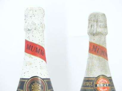 3 bouteilles de CHAMPAGNE, BRUT, MUMM, CORDON...
