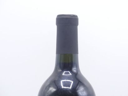1 CHATEAU CLINET 2008
1 bouteille de POMEROL...