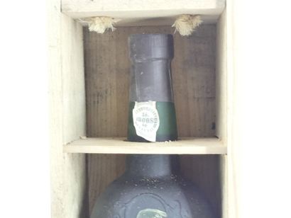 1 magnum de PORTO, 10 ANS, 1989, TAYLOR'S....