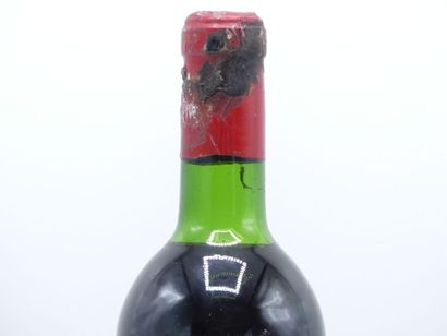 1 bouteille de PAUILLAC 1972 MOUTON ROTHSCHILD....