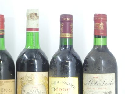 LOT 11 BOUTEILLES
3 bouteilles de BORDEAUX,...