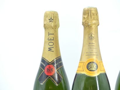 2 bouteilles de CHAMPAGNE, MOET & CHANDON,...