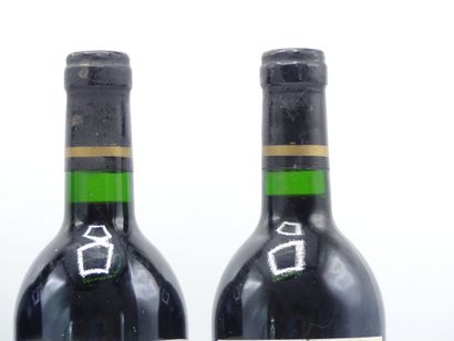 4 bouteilles de SAINT EMILION GRAND CRU 1987...