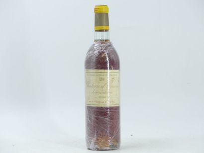 1 bouteille de SAUTERNE, 1966, Château YQUEM....