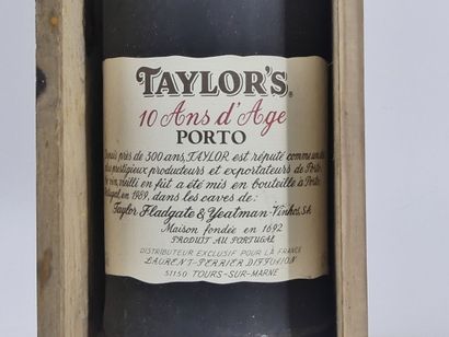 1 magnum de PORTO, 10 ANS, 1989, TAYLOR'S....