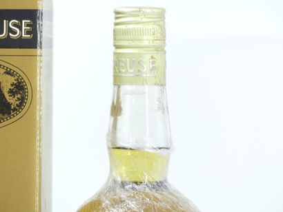 1 bouteille de CHARTREUSE TARRAGONE + BOITE...