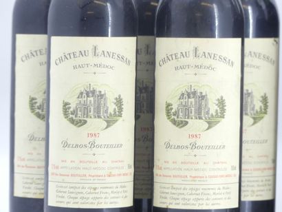 12 BORDEAUX
5 bouteilles de HAUT MEDOC, 1987,...