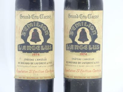 2 ANGELUS 1974
2 bouteilles de ST EMILION,...