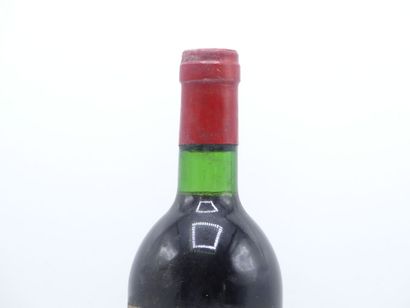 1 bouteille de POMEROL 1982 CHÂTEAU BEAUSEJOUR....