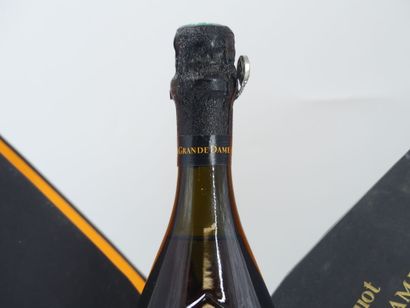 1 bouteille de CHAMPAGNE, 1996, LA GRANDE...