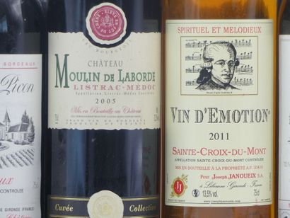 12 BORDEAUX
5 bouteilles de HAUT MEDOC 1989...